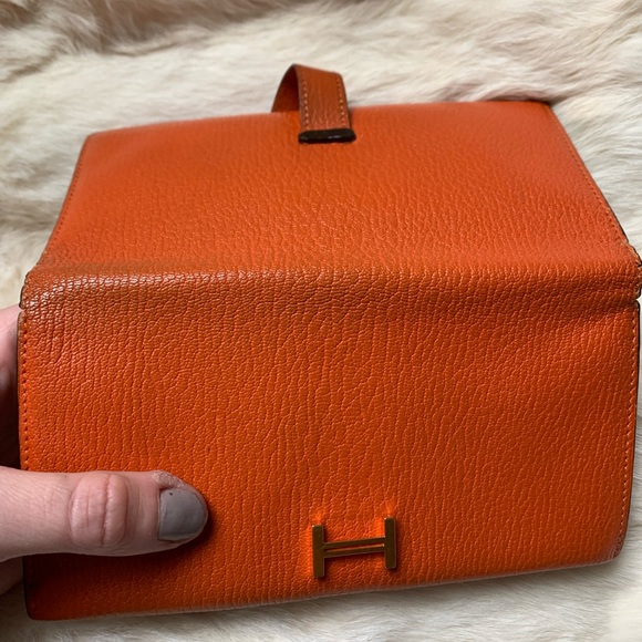 Hermes Bearn tri-fold leather wallet orange gold hardware - Picture 12 of 16